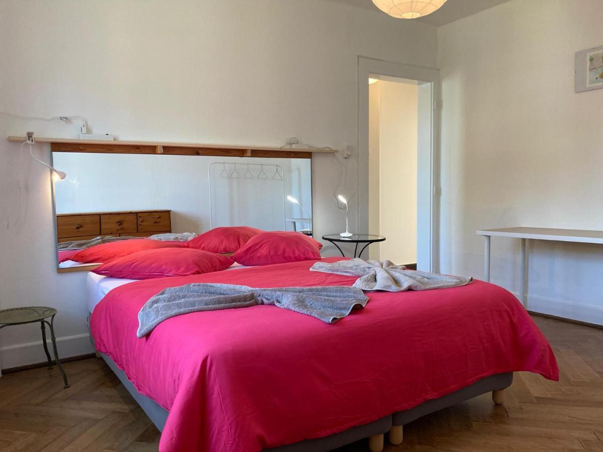 Charmant 2 Pieces Avec Parking Prive Lausana Exterior foto