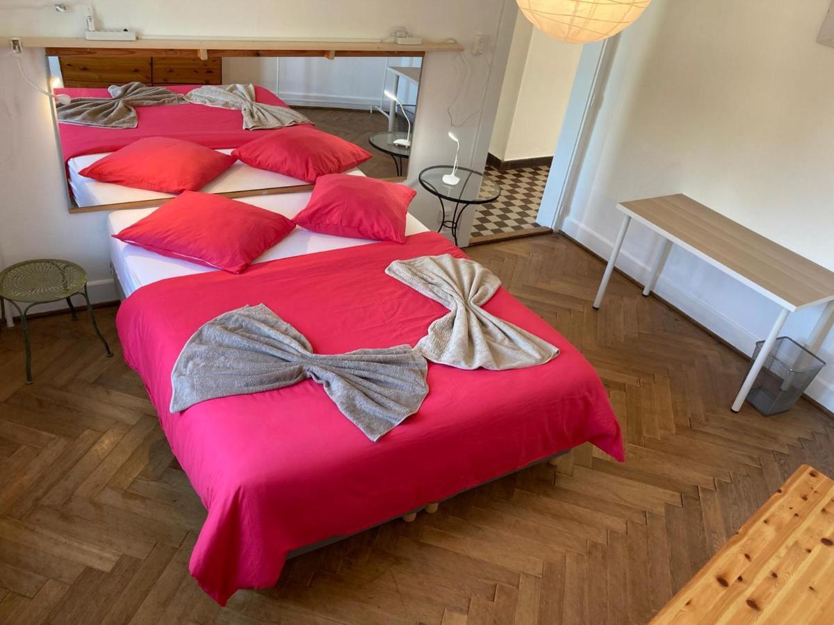 Charmant 2 Pieces Avec Parking Prive Lausana Exterior foto